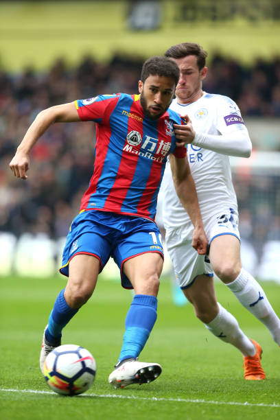 肩负重任 肩负重任